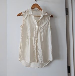 Everlane sleeveless silk button down cream small